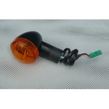 BLINKR ZADNÍ LEVÝ ČERNÝ - 300 CL + PÉRÁK